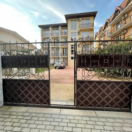 Hotel Anna Pitsunda Eksteriør billede