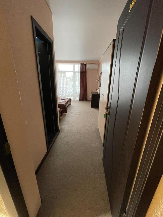Hotel Anna Pitsunda Eksteriør billede
